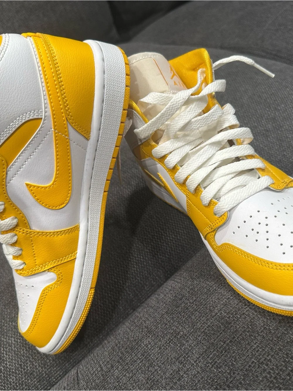 Nike Air Jordan 1 Mid White and Yellow Men’s Size 7